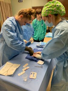 students learn about the surgery department